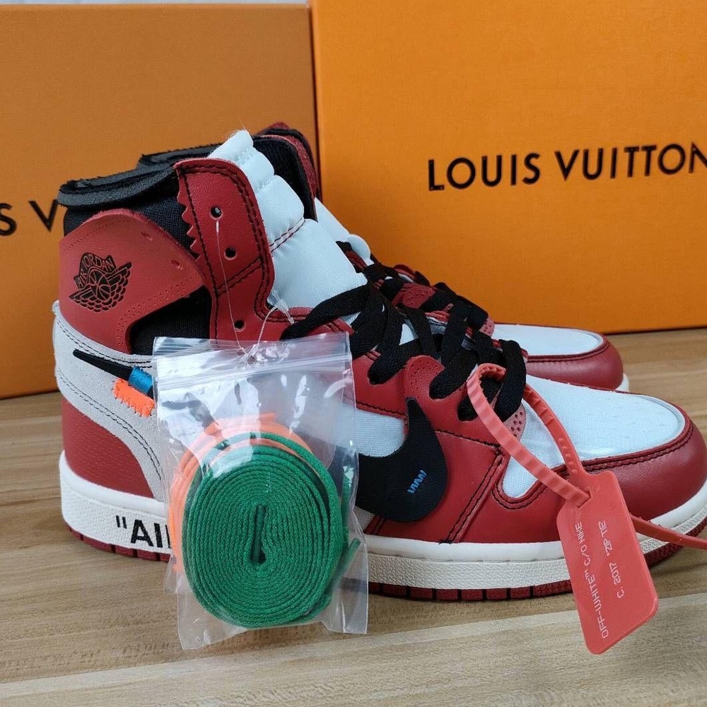 Air Jordan 1 X OFF-WHITE